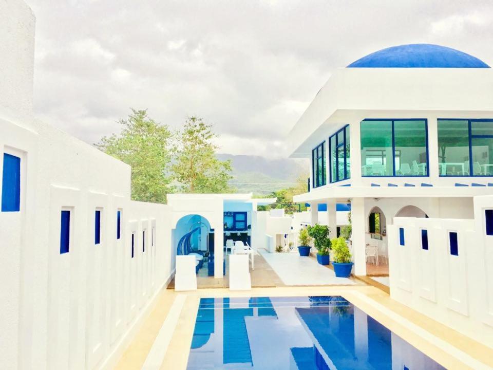 The Palladium Hotel Coron Exterior photo