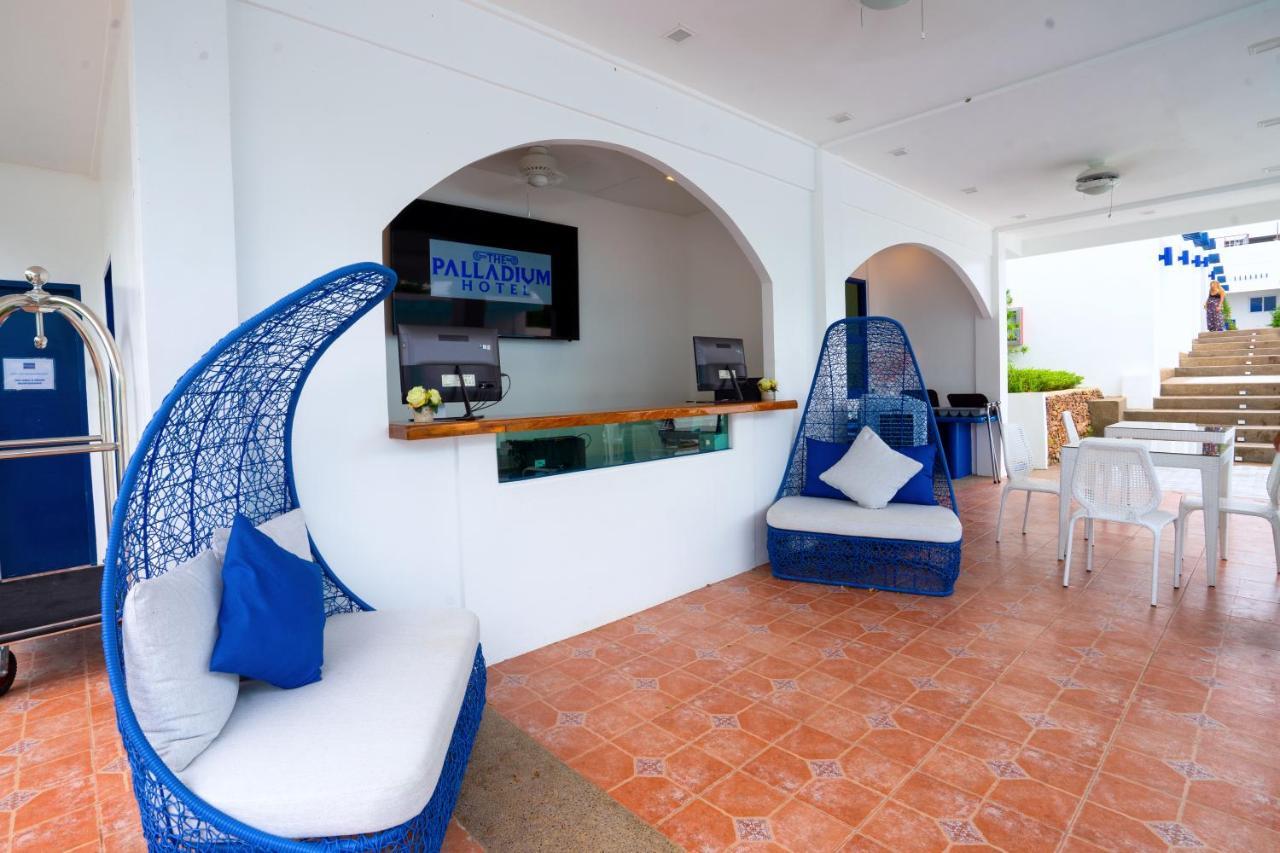 The Palladium Hotel Coron Exterior photo
