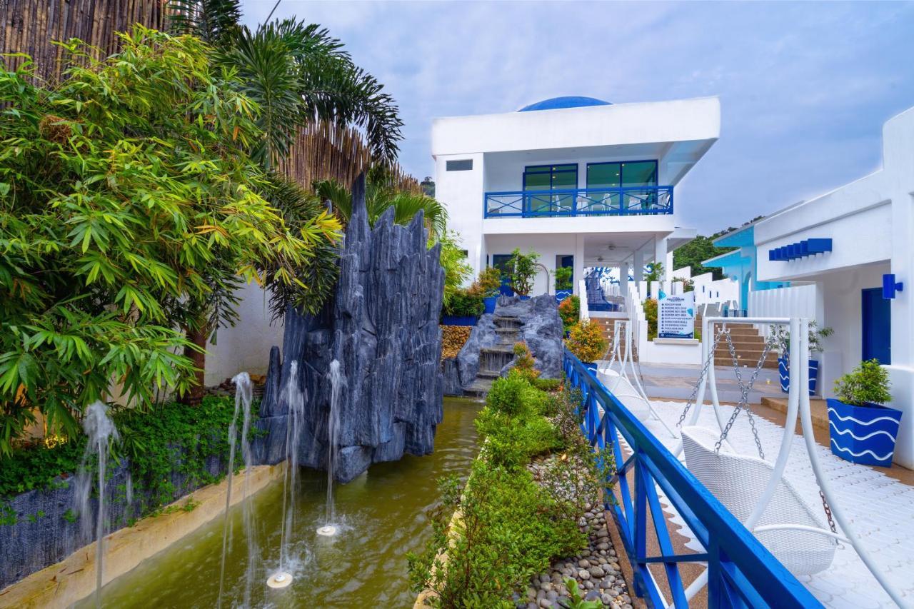 The Palladium Hotel Coron Exterior photo